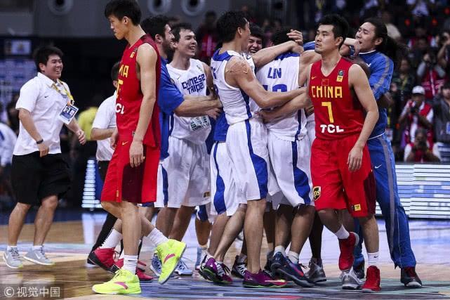 中国男篮vs中国台湾现场