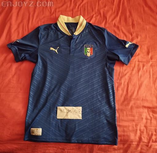 意大利2012欧洲杯球衣